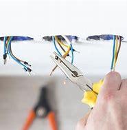 INSTALADOR ELÉCTRICO SEC 24 HORAS en LO BARNECHEA, Metropolitana
