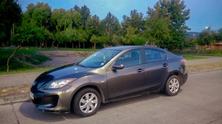 Fotografía 4 de SE VENDE MAZDA 3S 2013 en CORONEL, Biobío