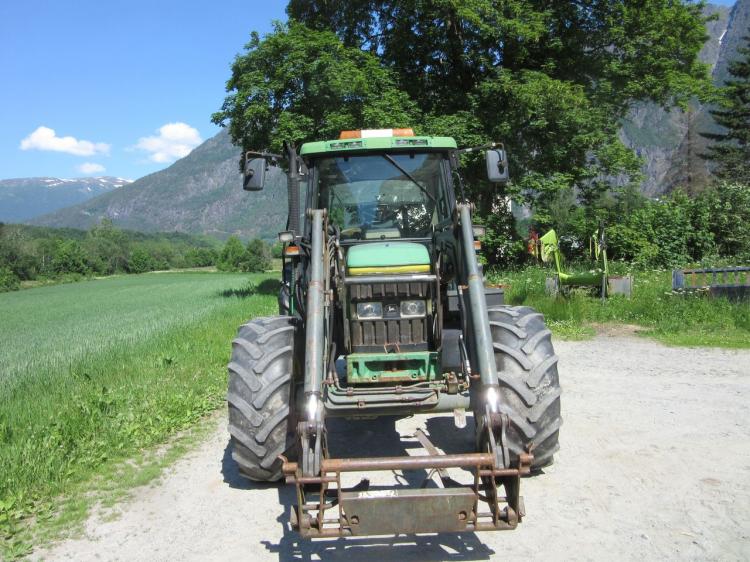 John Deere 6400 en COQUIMBO, Coquimbo