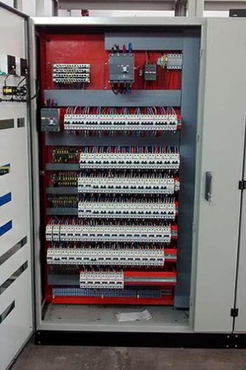 Fotografía 2 de MANTENCION TABLEROS ELECTRICOS GENERALES FUERZA Y CONTROL